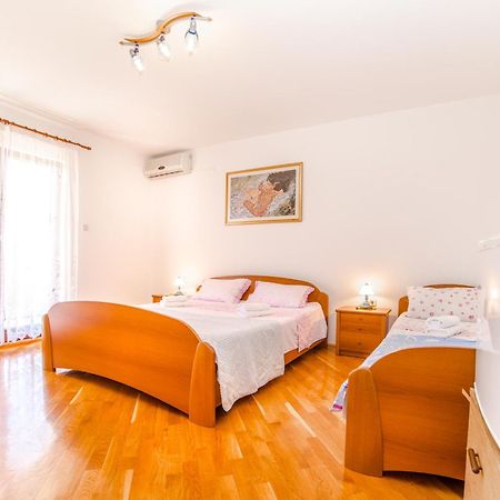 Rooms Glavan 63 Rovigno Esterno foto